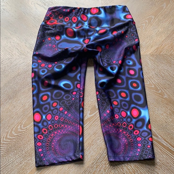 SADHANA Purple Circle Print Cropped Leggings S/M - Picture 5 of 7